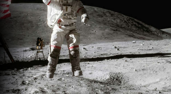 Ky ishte vakti i parë i ngrënë ndonjëherë në Hënë