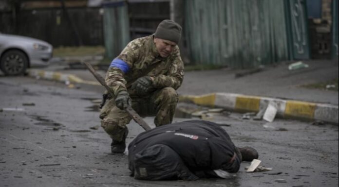 Krime lufte apo genocid? Çfarë ka kryer Rusia ndaj Ukrainës?