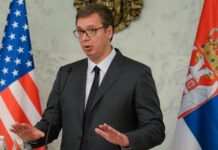 “Bombë në avion”, Vuçiç akuzon Ukrainën për kërcënime të rreme në “Air Serbia”