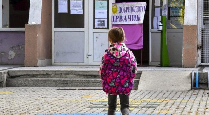 Fëmijë mos u gëzoni për grevën, orët e humbura do të kompensohen